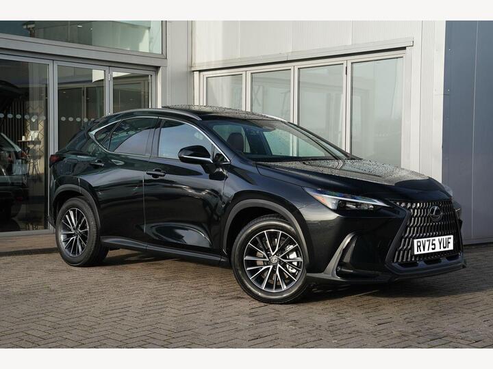 Lexus NX 2.5 450h+ 18.1kWh Premium E-CVT 4WD Euro 6 (s/s) 5dr
