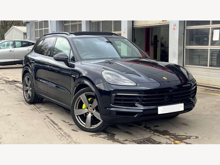 Porsche CAYENNE ESTATE 3.0 V6 E-Hybrid 17.9kWh TiptronicS 4WD Euro 6 (s/s) 5dr (3.6kW Charger)