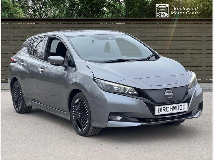 Nissan LEAF 39kWh N-Connecta Auto 5dr