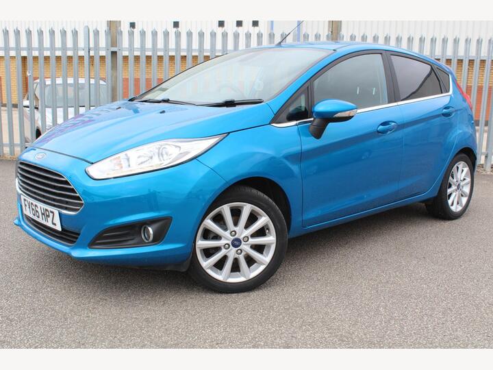 Ford Fiesta 1.0T EcoBoost Titanium Euro 6 (s/s) 5dr