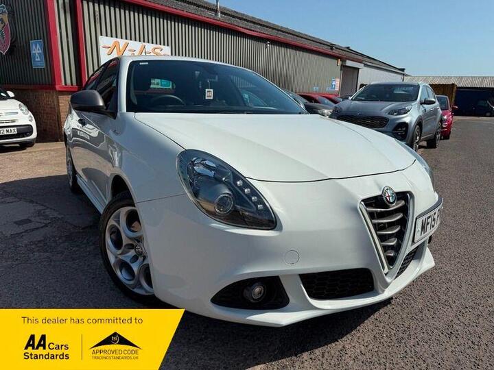 Alfa Romeo Giulietta 1.4 TB MultiAir Sprint Euro 6 (s/s) 5dr Alfa Romeo Giulietta 1.4 TB MultiAir Sprint Euro 6 (s/s) 5dr