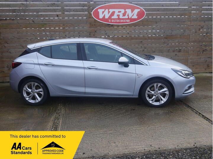Vauxhall Astra 1.6 CDTi EcoTEC BlueInjection SRi Euro 6 5dr Vauxhall Astra 1.6 CDTi EcoTEC BlueInjection SRi Euro 6 5dr