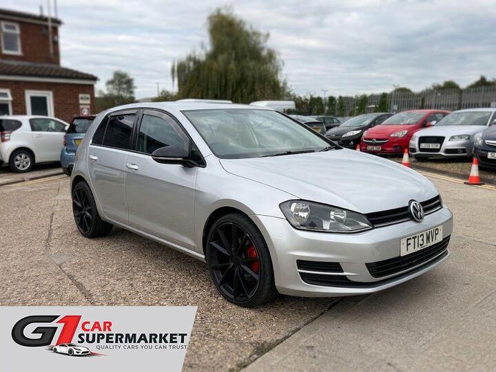 Volkswagen Golf 1.6 TDI BlueMotion Tech S Euro 5 (s/s) 5dr