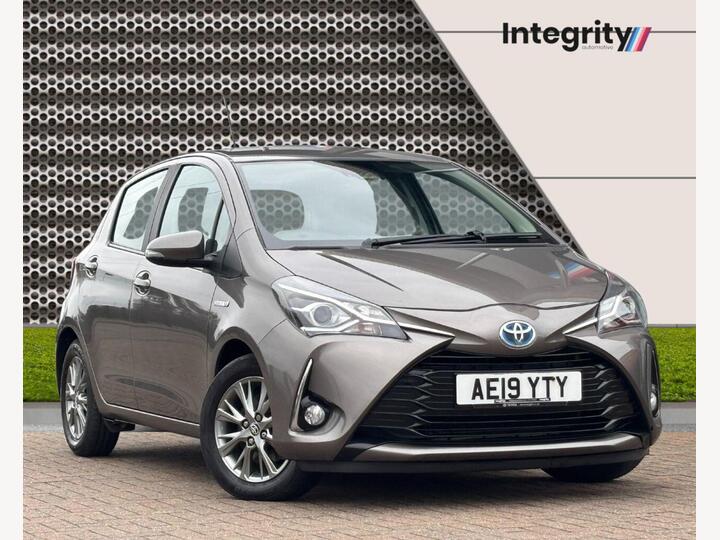 Toyota YARIS 1.5 VVT-h Icon E-CVT Euro 6 (s/s) 5dr