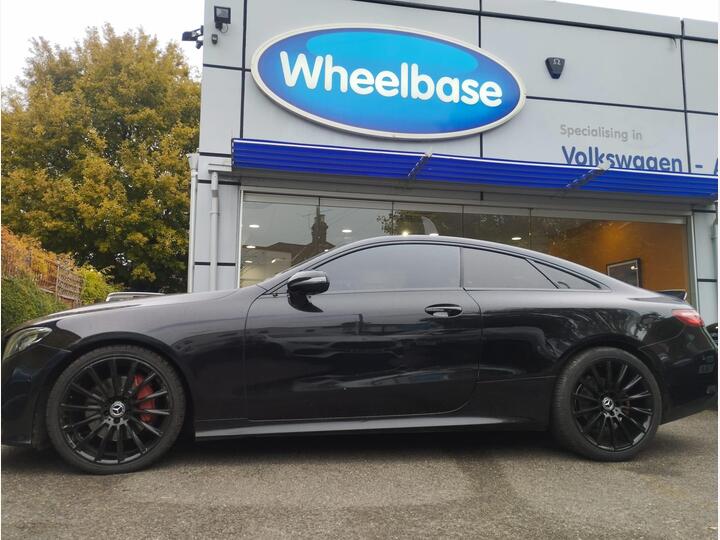 Mercedes-Benz E Class 2.0 E220d AMG Line (Premium) G-Tronic+ Euro 6 (s/s) 2dr Mercedes-Benz E Class 2.0 E220d AMG Line (Premium) G-Tronic+ Euro 6 (s/s) 2dr