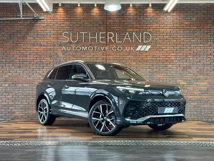 Volkswagen TIGUAN 1.5 ETSI MHEV R-Line DSG Euro 6 (s/s) 5dr Volkswagen TIGUAN 1.5 ETSI MHEV R-Line DSG Euro 6 (s/s) 5dr