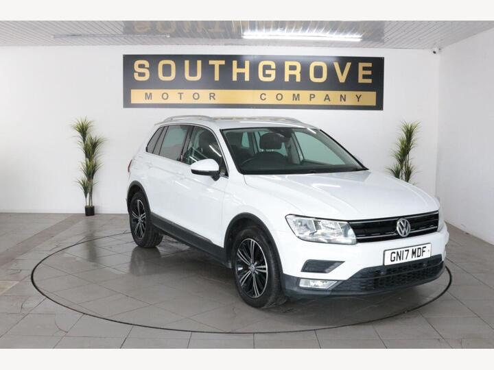 Volkswagen TIGUAN 2.0 TDI BlueMotion Tech SE Navigation Euro 6 (s/s) 5dr