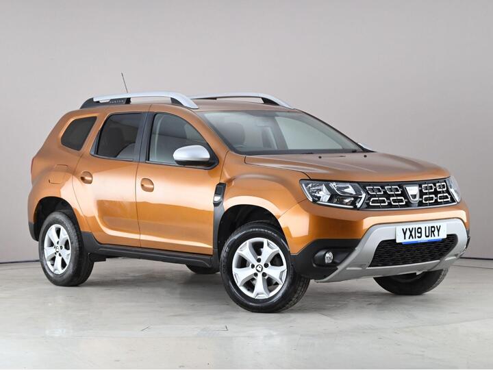 Dacia Duster 1.6 SCe Comfort Euro 6 (s/s) 5dr Dacia Duster 1.6 SCe Comfort Euro 6 (s/s) 5dr