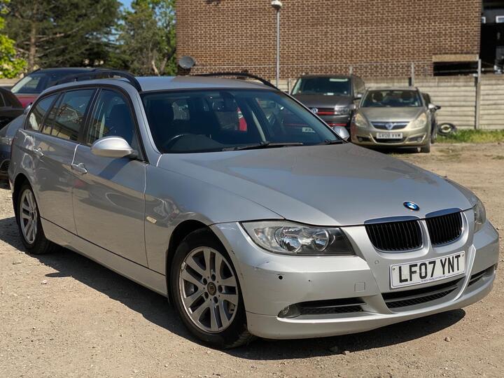BMW 3 Series 2.0 320i SE Touring Auto Euro 4 5dr
