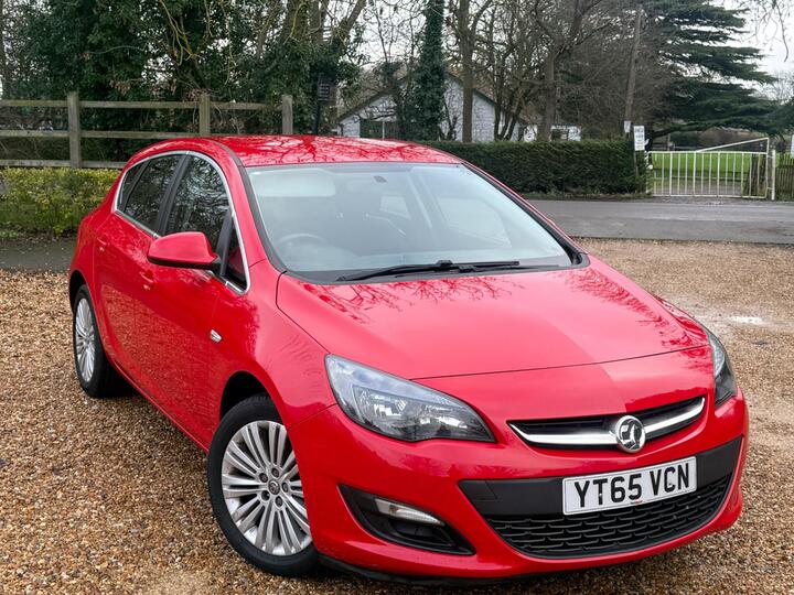Vauxhall Astra 1.4i Excite Euro 6 5dr