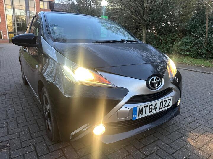 Toyota AYGO 1.0 VVT-i X-clusiv Euro 5 5dr Euro 5