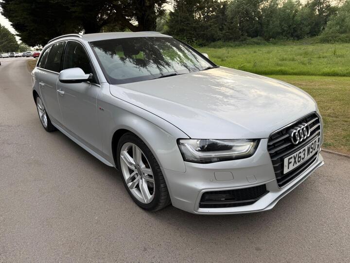 Audi A4 Avant 2.0 TDI S Line Multitronic Euro 5 (s/s) 5dr Audi A4 Avant 2.0 TDI S Line Multitronic Euro 5 (s/s) 5dr
