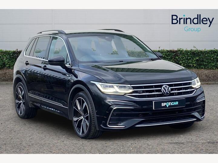 Volkswagen Tiguan 2.0 TDI R-Line DSG Euro 6 (s/s) 5dr Volkswagen Tiguan 2.0 TDI R-Line DSG Euro 6 (s/s) 5dr