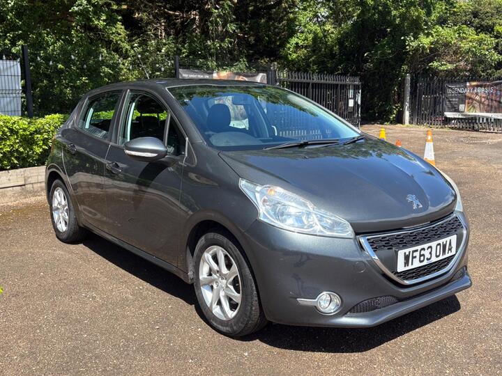 Peugeot 208 1.2 VTi Active Euro 5 5dr