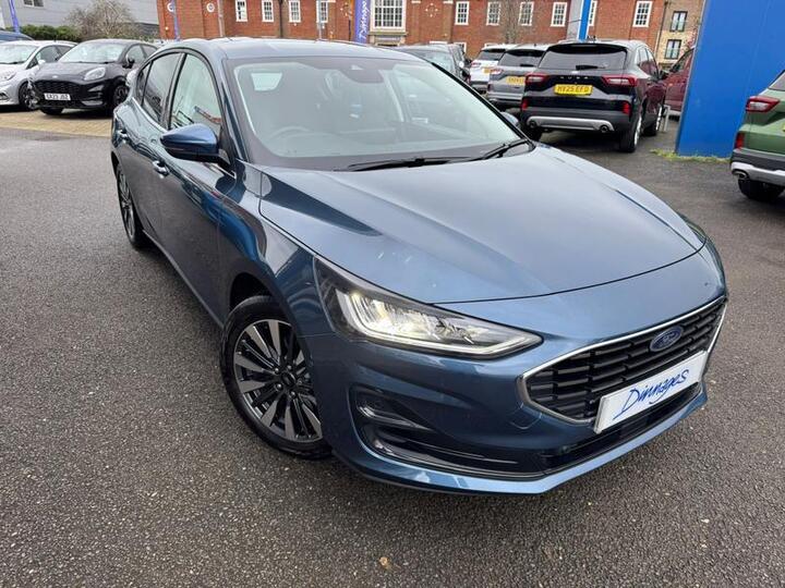 Ford Focus 1.0T EcoBoost MHEV Titanium X Euro 6 (s/s) 5dr