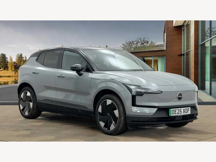 Volvo EX30 Single Motor Extended Range 69kWh Plus Auto 5dr