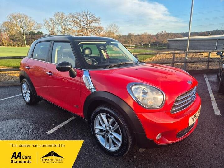 MINI Countryman 2.0 Cooper D Auto ALL4 Euro 5 5dr MINI Countryman 2.0 Cooper D Auto ALL4 Euro 5 5dr