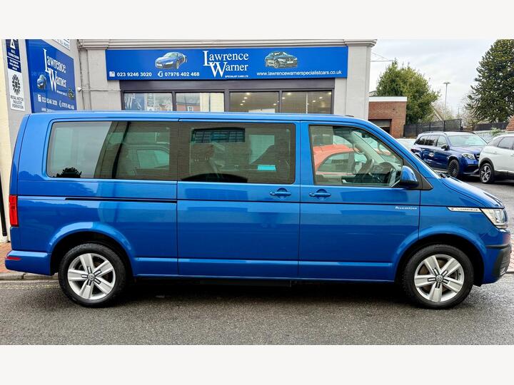 Volkswagen Caravelle 2.0 BiTDI SE DSG Euro 6 (s/s) 5dr Volkswagen Caravelle 2.0 BiTDI SE DSG Euro 6 (s/s) 5dr