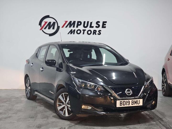 Nissan Leaf 40kWh Acenta Auto 5dr Nissan Leaf 40kWh Acenta Auto 5dr