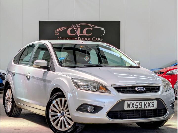 Ford Focus 1.6 Titanium 5dr