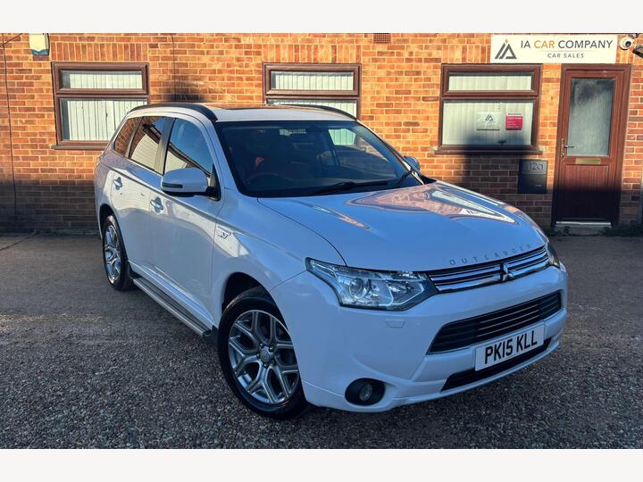 Mitsubishi OUTLANDER 2.0h 12kWh GX5h CVT 4WD Euro 5 (s/s) 5dr