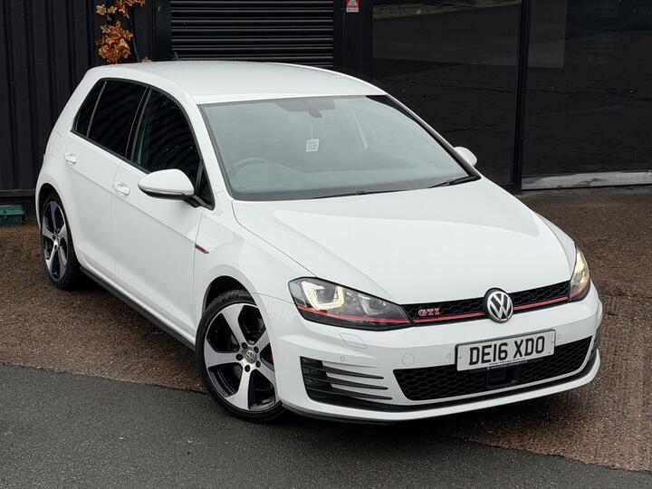 Volkswagen Golf 2.0 TSI BlueMotion Tech GTI DSG Euro 6 (s/s) 5dr Volkswagen Golf 2.0 TSI BlueMotion Tech GTI DSG Euro 6 (s/s) 5dr