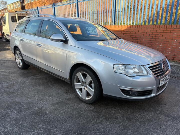 Volkswagen Passat 2.0 TDI SEL DSG Euro 4 5dr