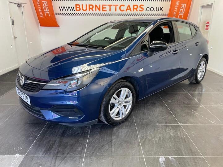 Vauxhall Astra 1.5 Turbo D Business Edition Nav Euro 6 (s/s) 5dr Vauxhall Astra 1.5 Turbo D Business Edition Nav Euro 6 (s/s) 5dr