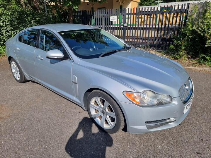 Jaguar XF 3.0d V6 Luxury Auto Euro 5 4dr