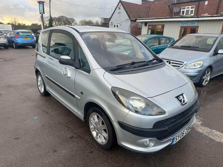 Peugeot 1007 1.6 16v Sport 3dr