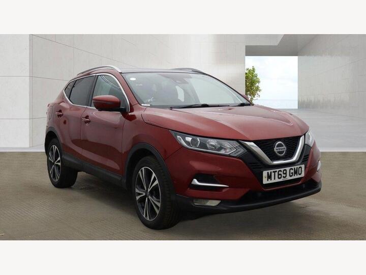 Nissan QASHQAI 1.5 DCi N-Connecta Euro 6 (s/s) 5dr