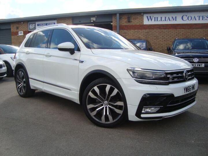 Volkswagen Tiguan 2.0 TDI BlueMotion Tech R-Line DSG 4Motion Euro 6 (s/s) 5dr Volkswagen Tiguan 2.0 TDI BlueMotion Tech R-Line DSG 4Motion Euro 6 (s/s) 5dr