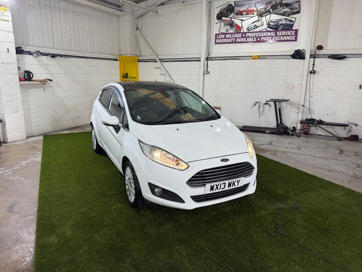 Ford Fiesta 1.0 Titanium Euro 5 (s/s) 5dr