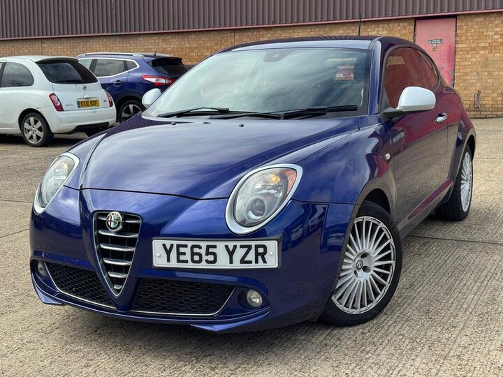 Alfa Romeo MiTo 875 TB TwinAir Junior Euro 6 (s/s) 3dr Alfa Romeo MiTo 875 TB TwinAir Junior Euro 6 (s/s) 3dr