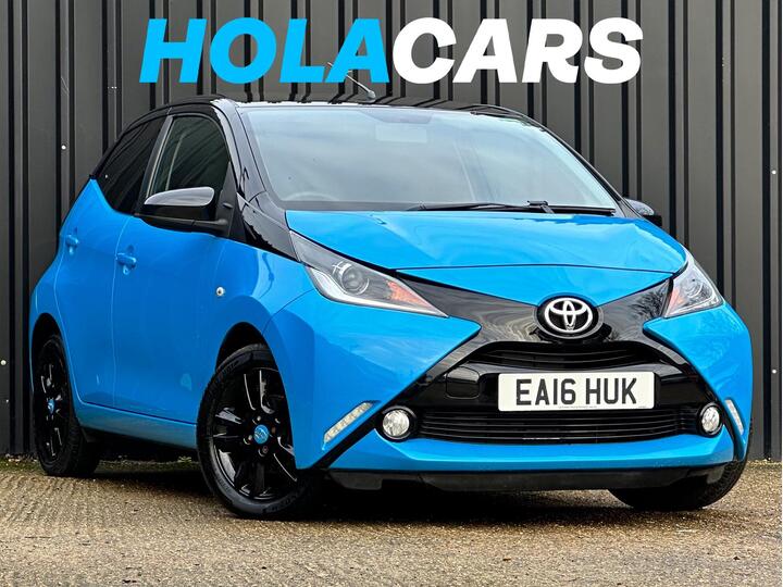 Toyota AYGO 1.0 VVT-i X-cite X-shift Euro 6 5dr Toyota AYGO 1.0 VVT-i X-cite X-shift Euro 6 5dr
