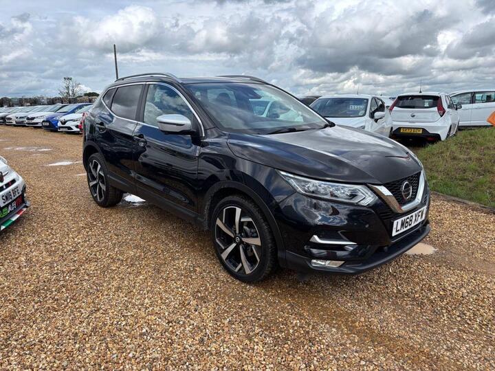 Nissan QASHQAI 1.3 DIG-T Tekna+ Euro 6 (s/s) 5dr