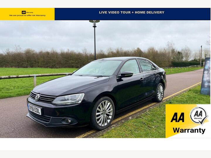 Volkswagen Jetta 2.0 TDI Sport DSG Euro 5 4dr