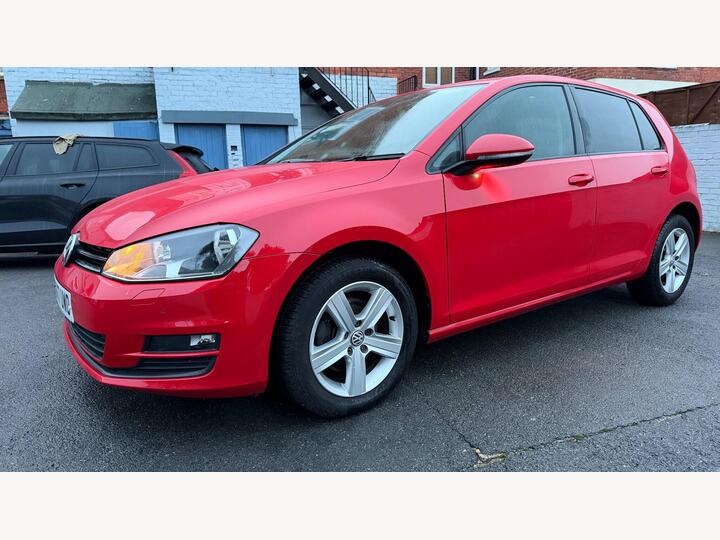 Volkswagen Golf 1.6 TDI BlueMotion Tech Match Edition DSG Euro 6 (s/s) 5dr Volkswagen Golf 1.6 TDI BlueMotion Tech Match Edition DSG Euro 6 (s/s) 5dr