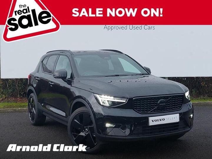 Volvo XC40 2.0 B3 MHEV Plus Black Edition DCT Auto Euro 6 (s/s) 5dr