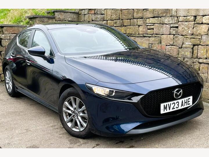 Mazda Mazda3 2.0 E-SKYACTIV-G MHEV Centre-Line Euro 6 (s/s) 5dr Mazda Mazda3 2.0 E-SKYACTIV-G MHEV Centre-Line Euro 6 (s/s) 5dr