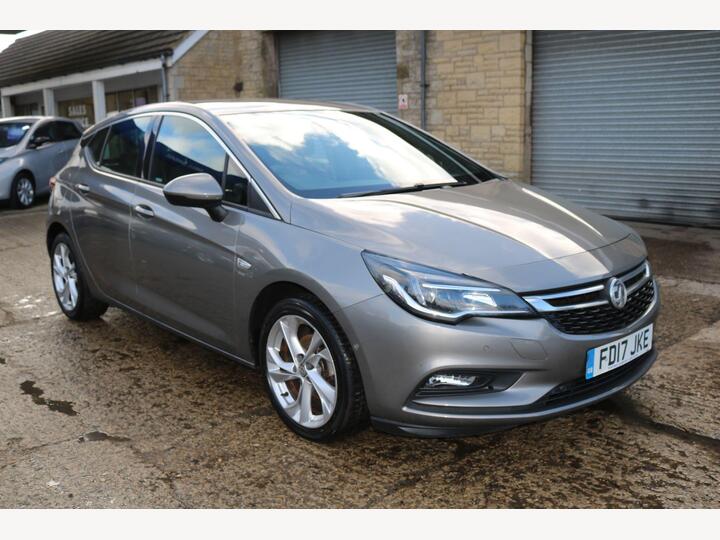Vauxhall Astra 1.4i Turbo SRi Nav Euro 6 5dr Vauxhall Astra 1.4i Turbo SRi Nav Euro 6 5dr