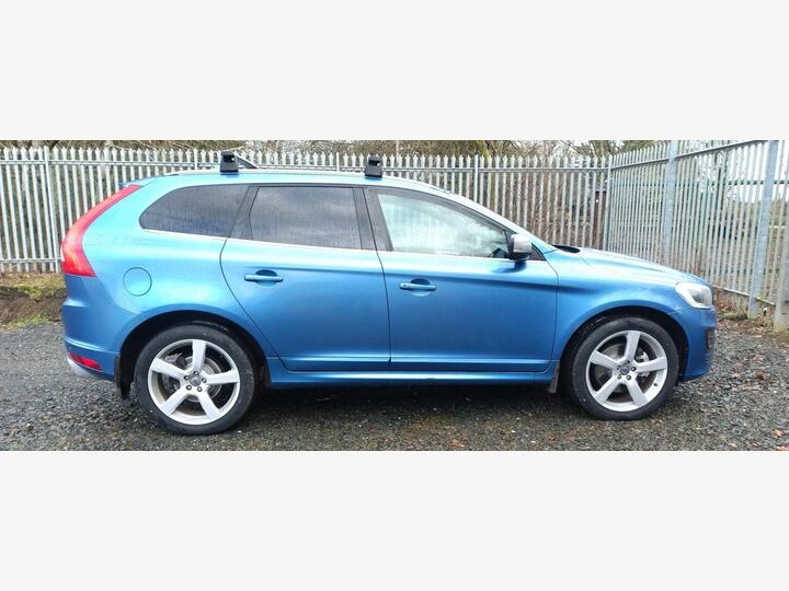 Volvo XC60 2.4 D4 R-Design Lux Nav AWD Euro 5 (s/s) 5dr