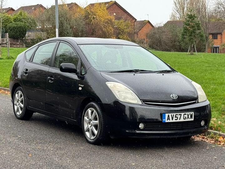 Toyota Prius 1.5 T Spirit CVT 5dr