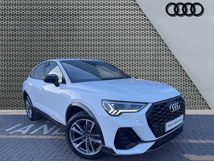 Audi Q3 Sportback 1.5 TFSI CoD 35 Black Edition Sportback S Tronic Euro 6 (s/s) 5dr