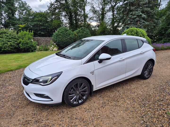 Vauxhall Astra 1.4i Turbo Elite Nav Euro 6 5dr