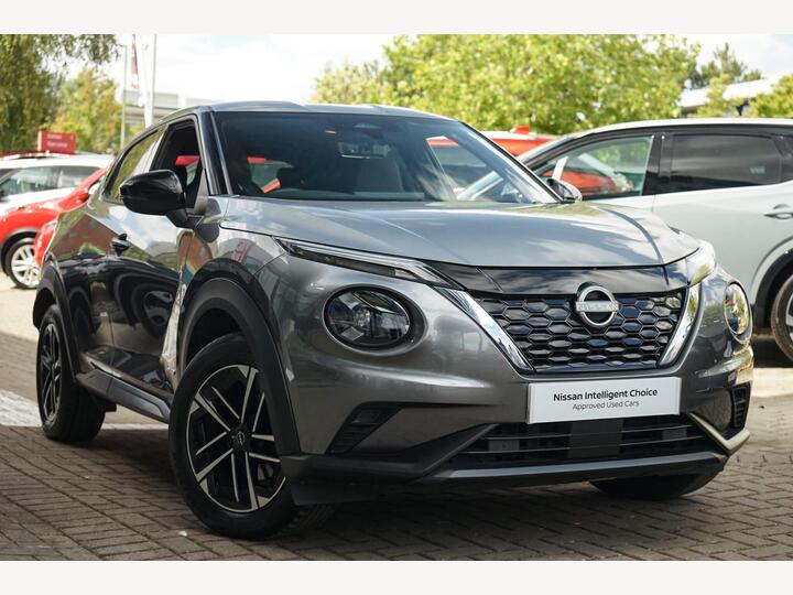 Nissan Juke 1.6 N-Connecta Auto Euro 6 5dr