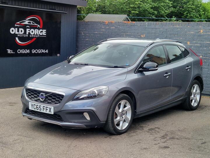 Volvo V40 Cross Country 2.0 D2 Lux Euro 6 (s/s) 5dr