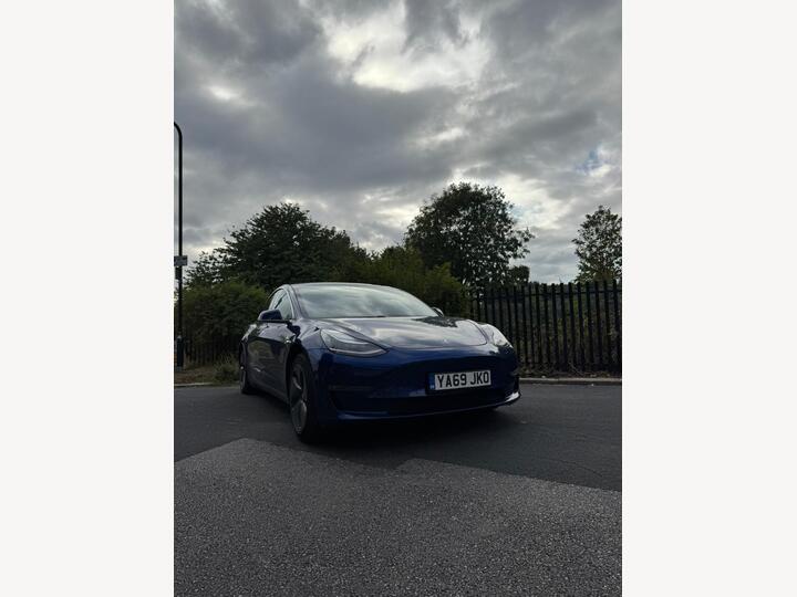 Tesla Model 3 (Dual Motor) Long Range Auto 4WDE 4dr