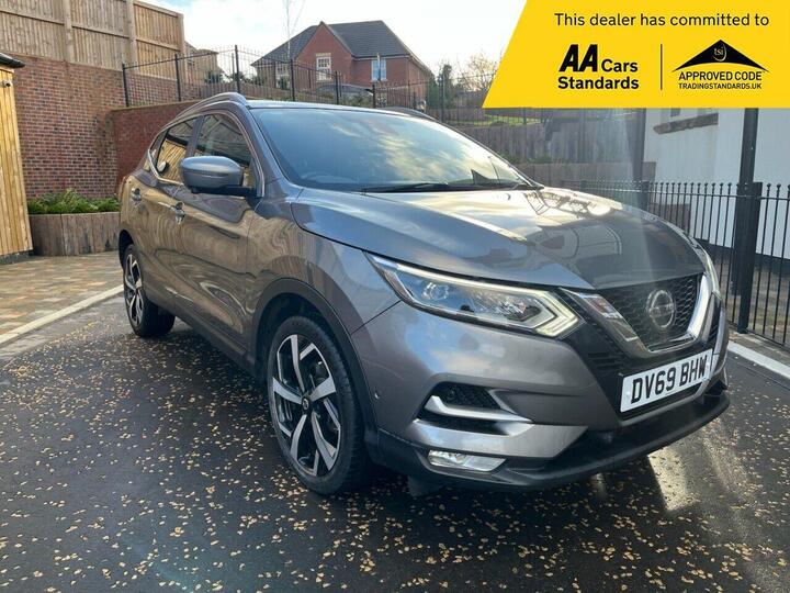 Nissan QASHQAI 1.3 DIG-T Tekna Euro 6 (s/s) 5dr