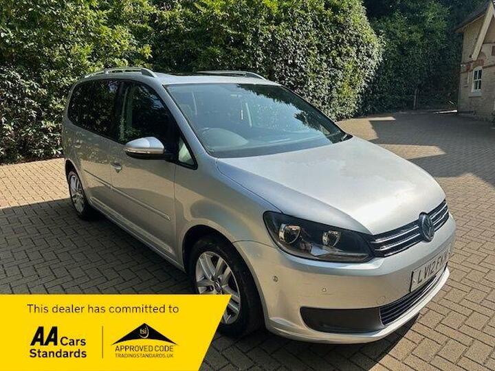 Volkswagen Touran 2.0 TDI SE DSG Euro 5 5dr